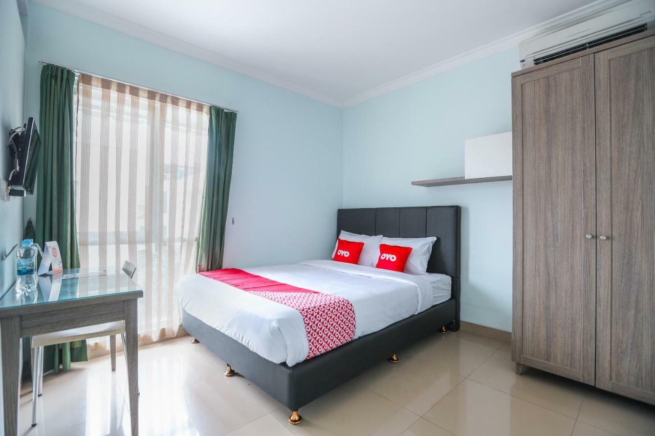 Oyo 1551 Studento Guest House Тангеранг Экстерьер фото